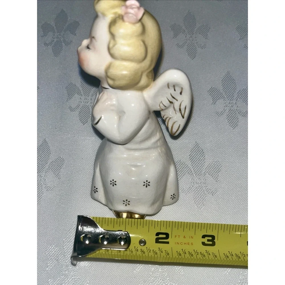 Vtg 1950s Kissing Angels Ceramic Figurine Japan  Boy & Girl Shelve Sitters